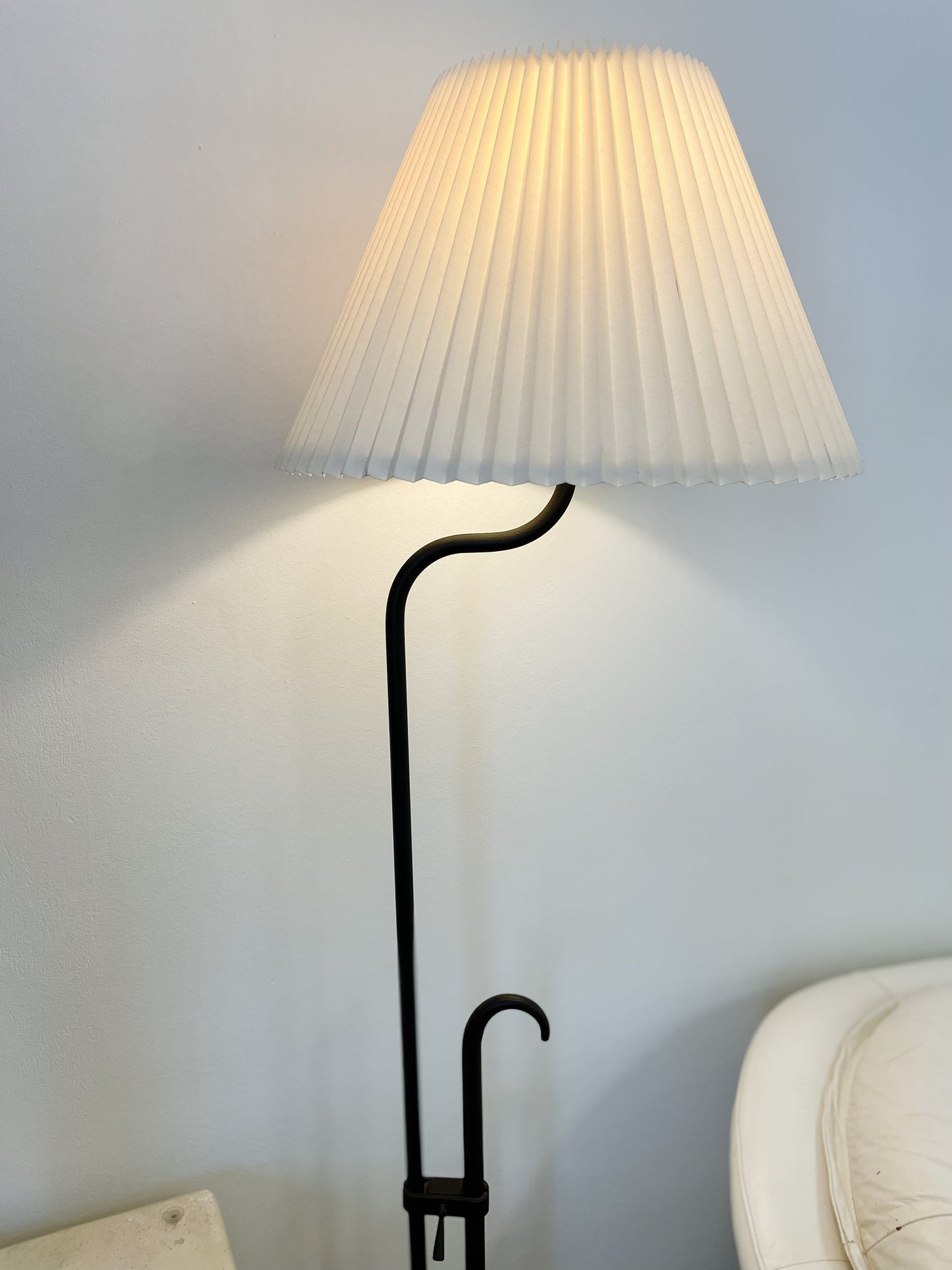 Curved Metal Lamp